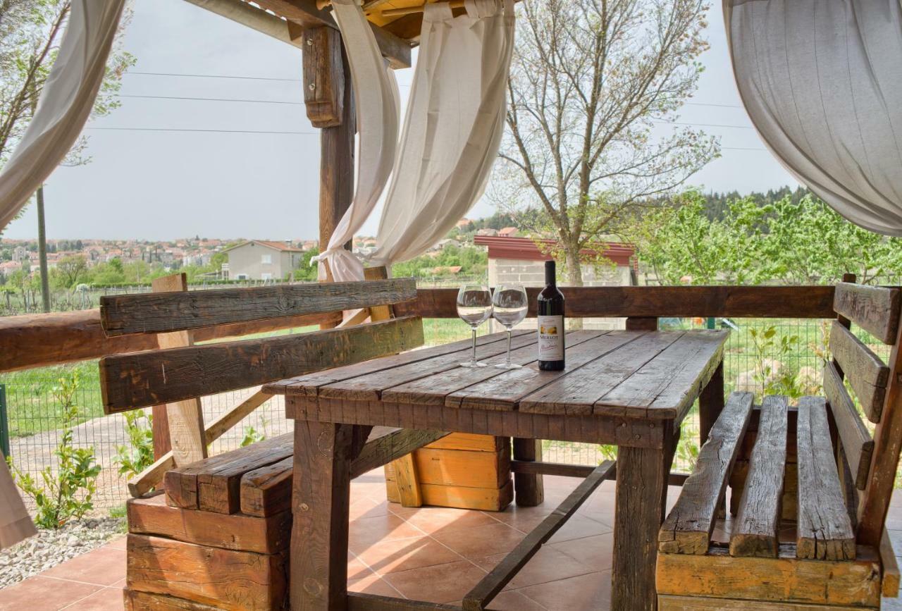 Stone House Vlasta Drniš المظهر الخارجي الصورة